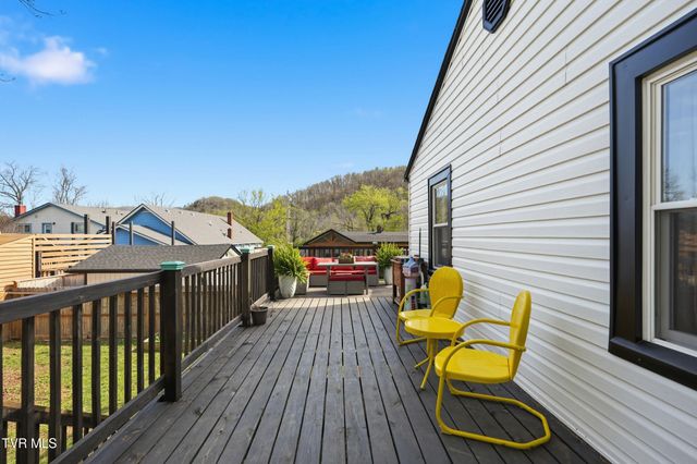 450 South Riverside Drive, Elizabethton, TN 37643
