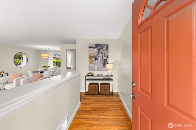 10417 17th Avenue SW, Seattle, WA 98146