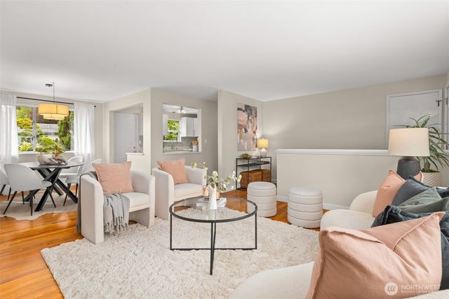 10417 17th Avenue SW, Seattle, WA 98146