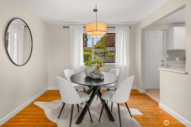 10417 17th Avenue SW, Seattle, WA 98146