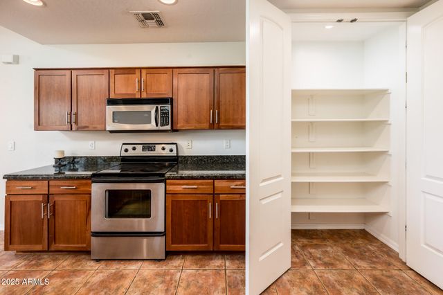 6088 E KNOLLS Way N, Cave Creek, AZ 85331