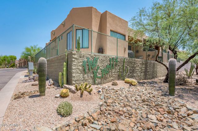 6088 E KNOLLS Way N, Cave Creek, AZ 85331