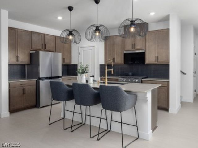 9280 Innot Avenue, Las Vegas, NV 89148