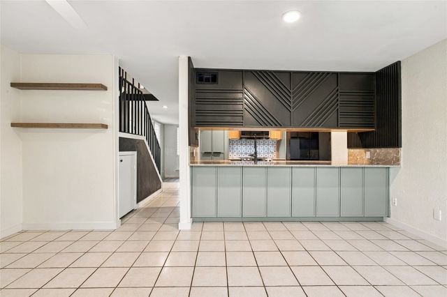 7125 Fair Oaks Avenue 12, Dallas, TX 75231