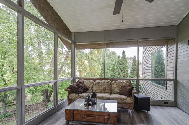 8348 Foxberry Drive, Savage, MN 55378