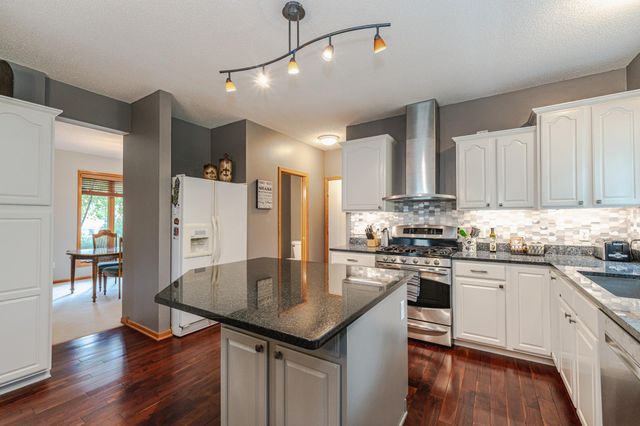8348 Foxberry Drive, Savage, MN 55378
