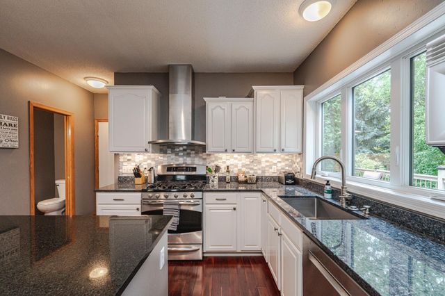 8348 Foxberry Drive, Savage, MN 55378