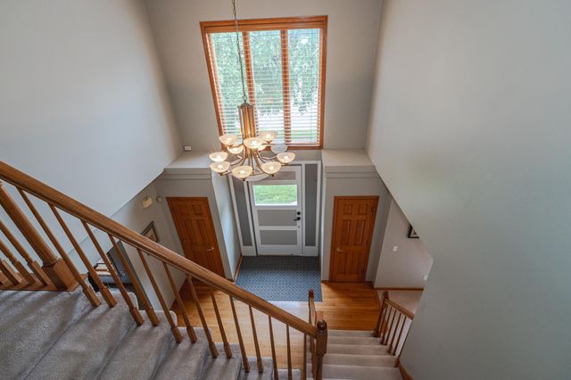 8348 Foxberry Drive, Savage, MN 55378