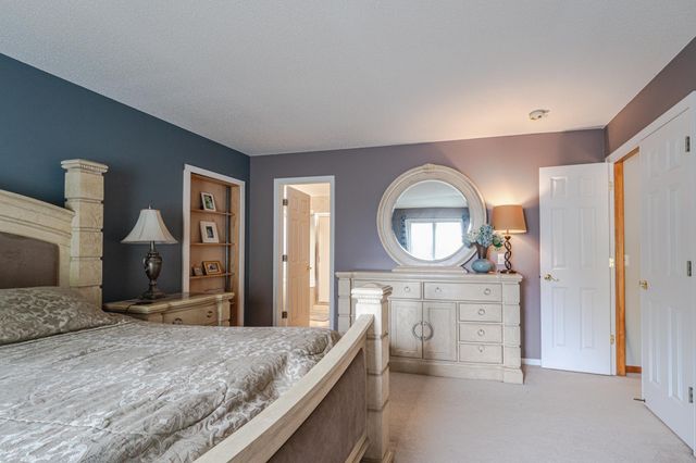 8348 Foxberry Drive, Savage, MN 55378