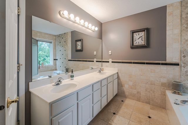 8348 Foxberry Drive, Savage, MN 55378