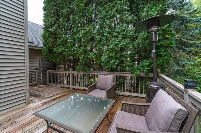 8348 Foxberry Drive, Savage, MN 55378