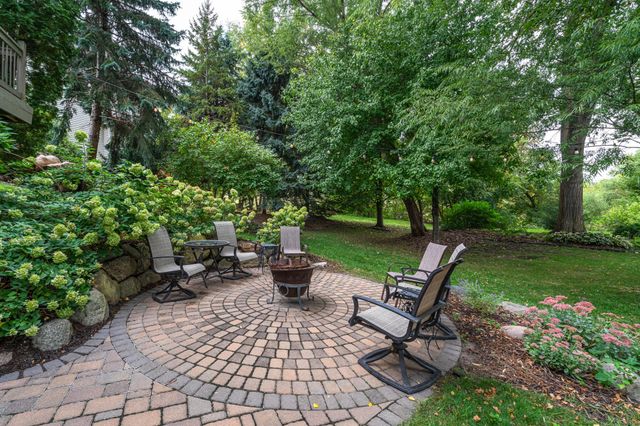 8348 Foxberry Drive, Savage, MN 55378