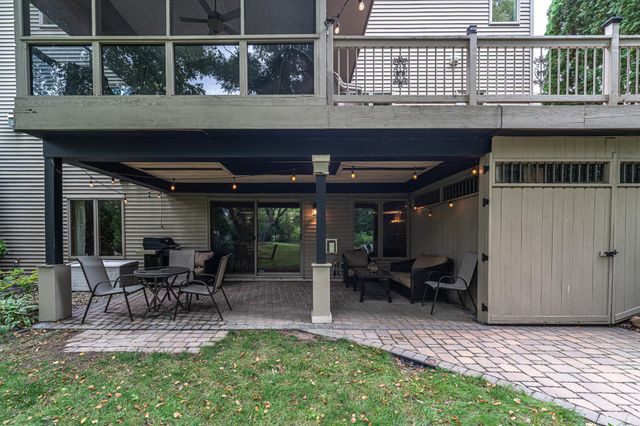 8348 Foxberry Drive, Savage, MN 55378