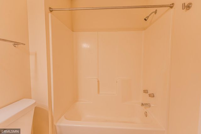 6631 84th Court N, Brooklyn Park, MN 55445