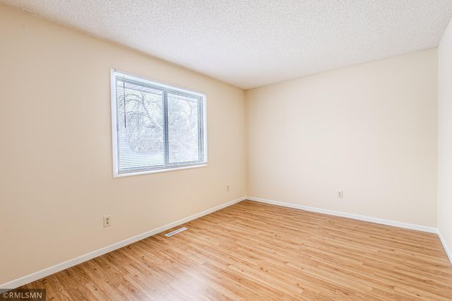 6631 84th Court N, Brooklyn Park, MN 55445