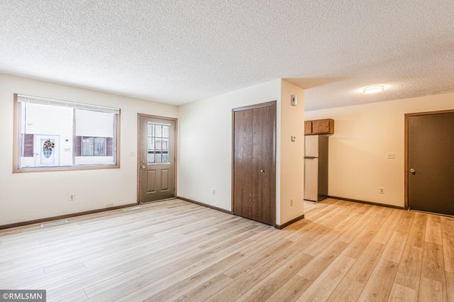 6631 84th Court N, Brooklyn Park, MN 55445