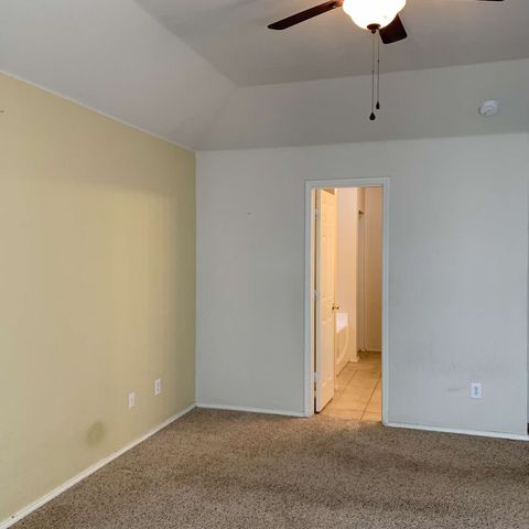 208 N Rolling Meadows Drive N, Wylie, TX 75098