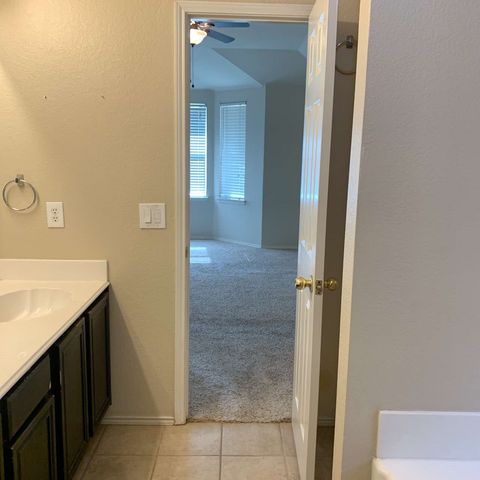 208 N Rolling Meadows Drive N, Wylie, TX 75098