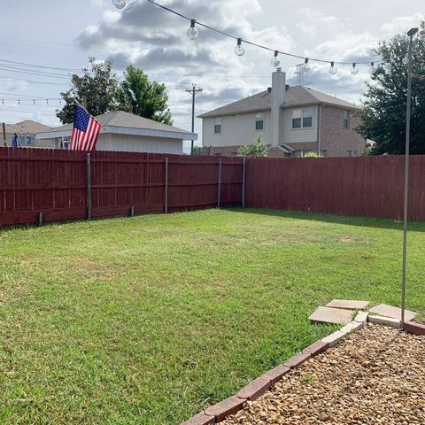 208 N Rolling Meadows Drive N, Wylie, TX 75098