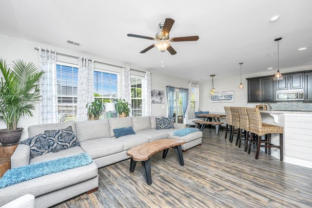 403 Spectrum Road, Summerville, SC 29486