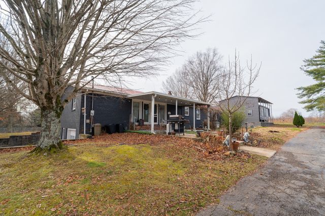 120 Twilla Ln, Smithville, TN 37166