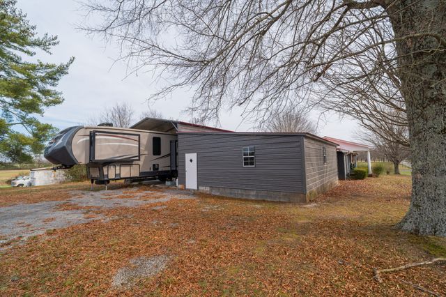 120 Twilla Ln, Smithville, TN 37166