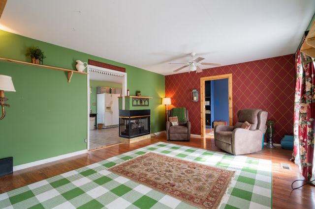 120 Twilla Ln, Smithville, TN 37166