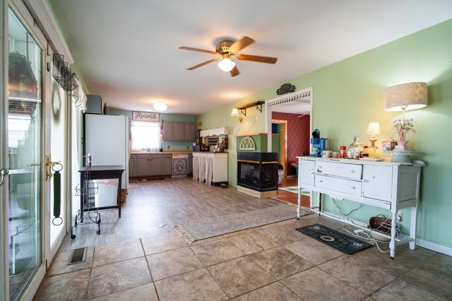 120 Twilla Ln, Smithville, TN 37166