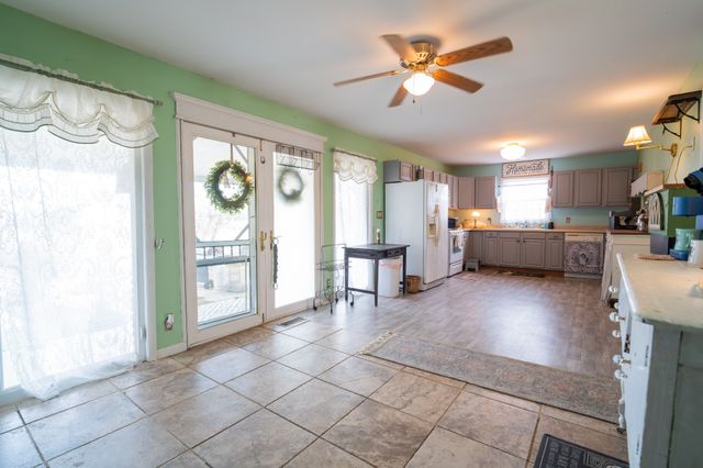 120 Twilla Ln, Smithville, TN 37166