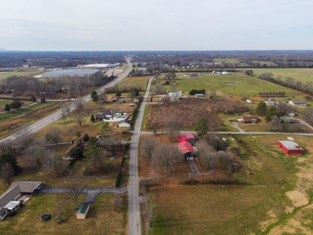 120 Twilla Ln, Smithville, TN 37166