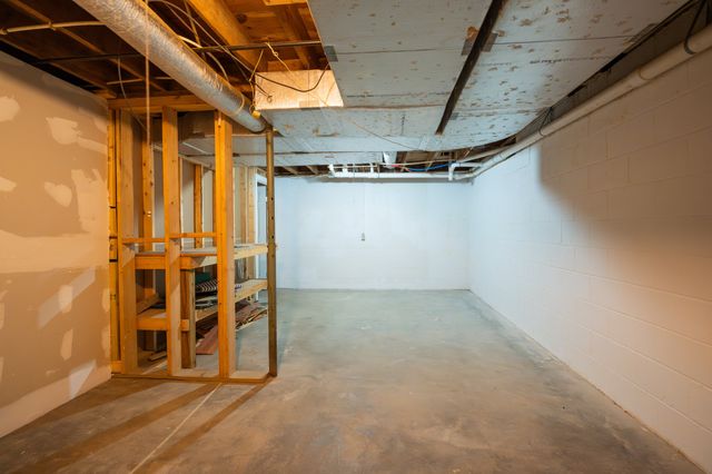 120 Twilla Ln, Smithville, TN 37166