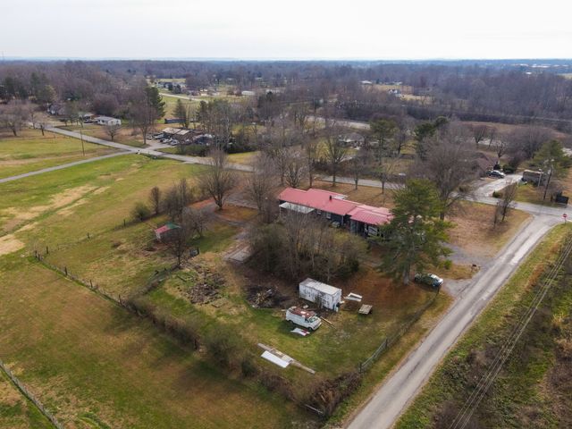 120 Twilla Ln, Smithville, TN 37166