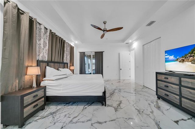 15361 River Cove CT, North Fort Myers, FL 33917