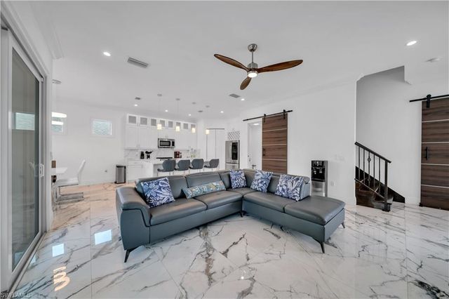 15361 River Cove CT, North Fort Myers, FL 33917