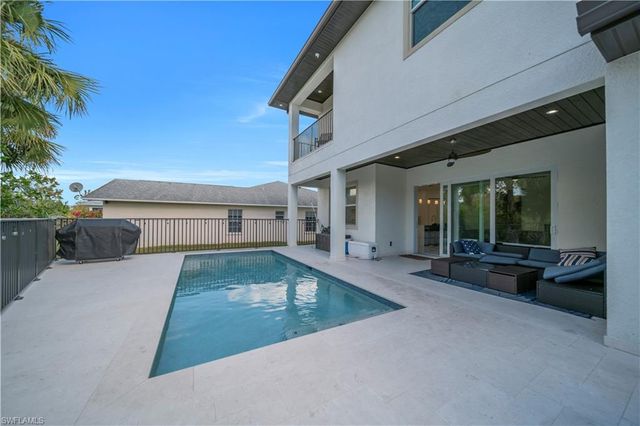 15361 River Cove CT, North Fort Myers, FL 33917