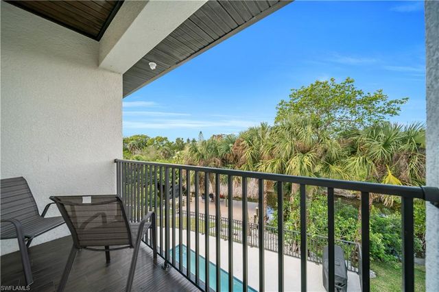 15361 River Cove CT, North Fort Myers, FL 33917