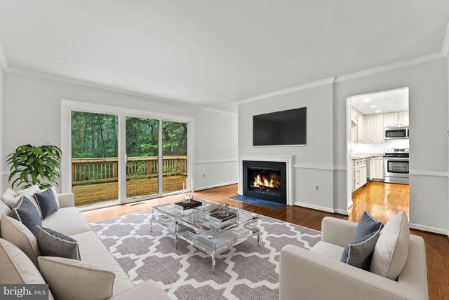 2597 TREE HOUSE DR, Woodbridge, VA 22192