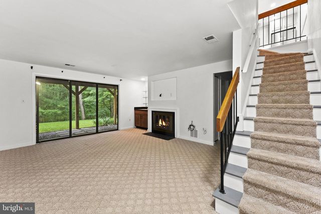 2597 TREE HOUSE DR, Woodbridge, VA 22192