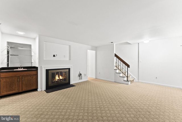 2597 TREE HOUSE DR, Woodbridge, VA 22192