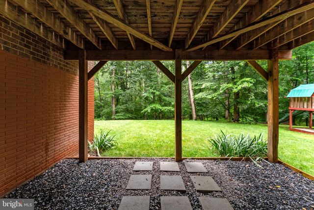2597 TREE HOUSE DR, Woodbridge, VA 22192