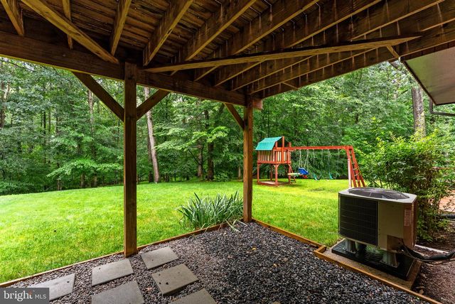 2597 TREE HOUSE DR, Woodbridge, VA 22192