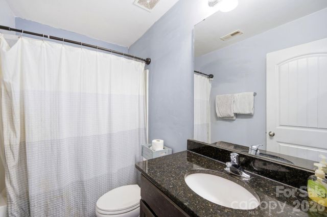 504 Knothole Lane, Charlotte, NC 28214