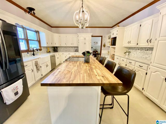 415 OLD HIGHWAY 9, Anniston, AL 36207