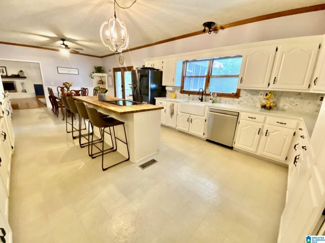 415 OLD HIGHWAY 9, Anniston, AL 36207
