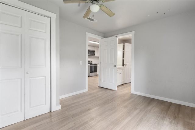 1311 S Clements Street, Gainesville, TX 76240