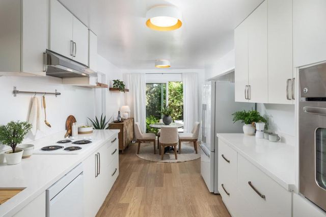 785 La Para Avenue, Palo Alto, CA 94306