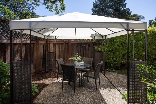 785 La Para Avenue, Palo Alto, CA 94306