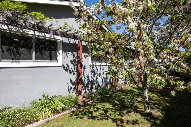 785 La Para Avenue, Palo Alto, CA 94306