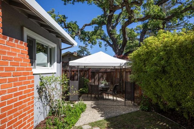 785 La Para Avenue, Palo Alto, CA 94306