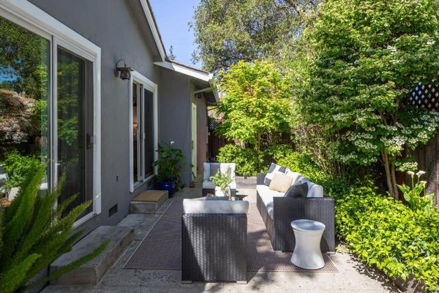 785 La Para Avenue, Palo Alto, CA 94306